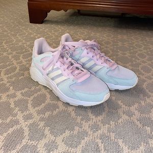 ☁️Adidas cloudfoam pastel sneakers☁️